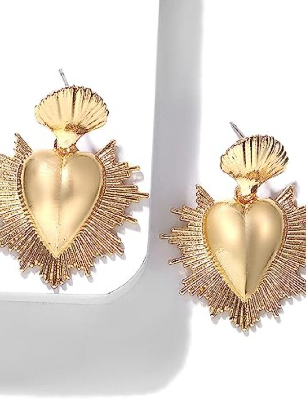 Chunky Gold Heart Ears for Women Gold Sacred‎ Heart Ears Mexican Heart Style